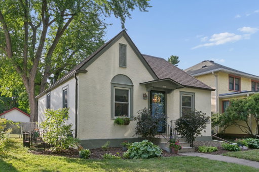 listing main photo