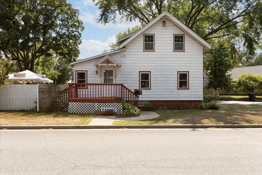 listing main photo