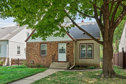 listing main photo