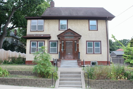 listing main photo