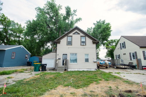 listing main photo