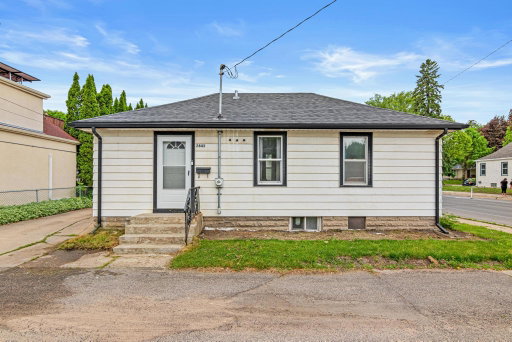 listing main photo