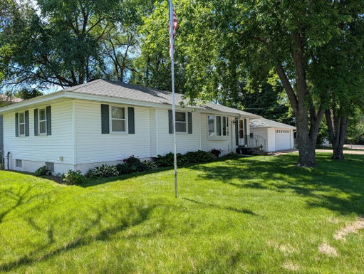 listing main photo