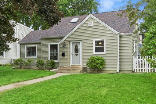 listing main photo