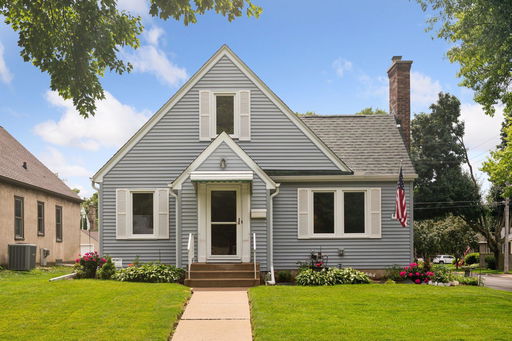 listing main photo