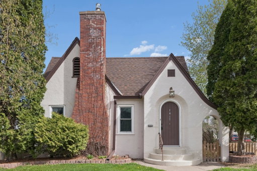listing main photo
