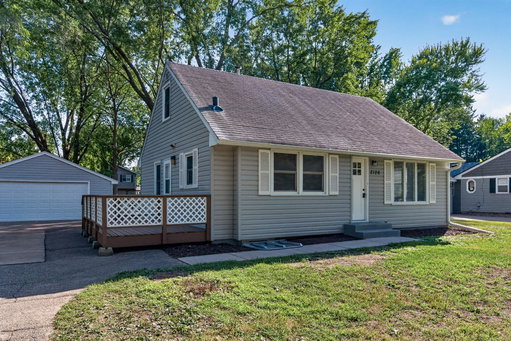 listing main photo
