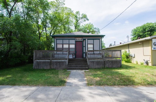 listing main photo