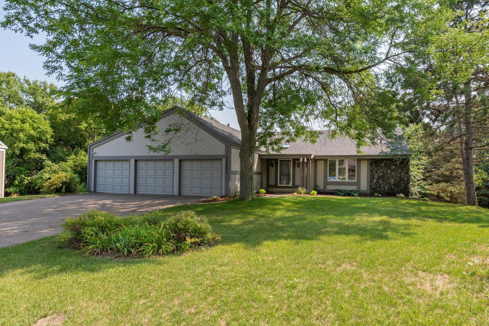 Eden Prairie, MN Homes for Sale