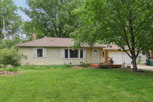 listing main photo