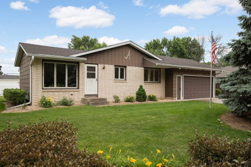 listing main photo