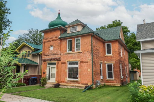 listing main photo