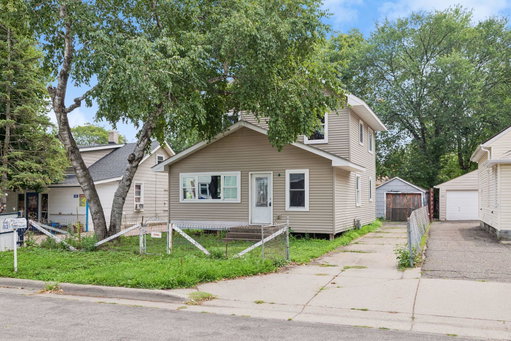 listing main photo
