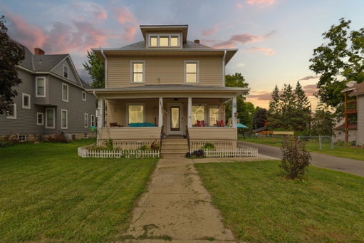 listing main photo