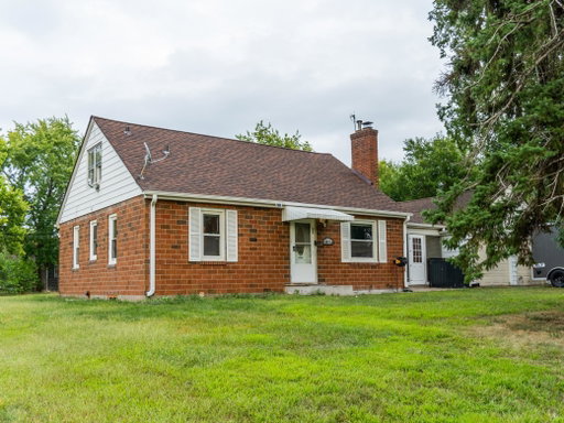 listing main photo