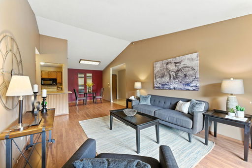 listing main photo