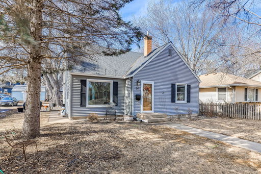 listing main photo