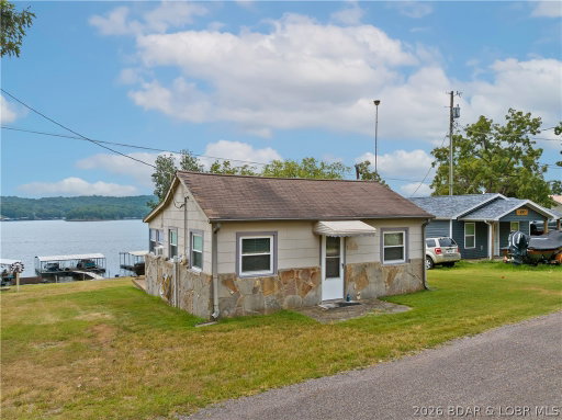 listing main photo