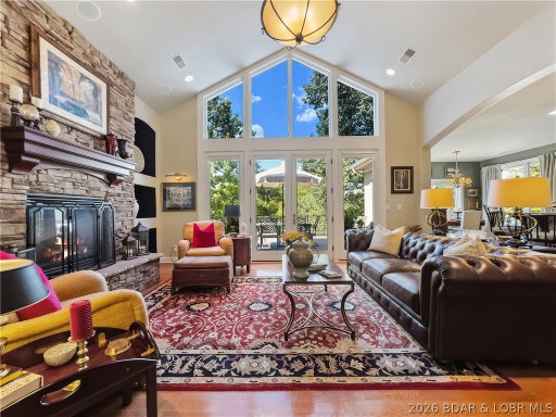 listing main photo