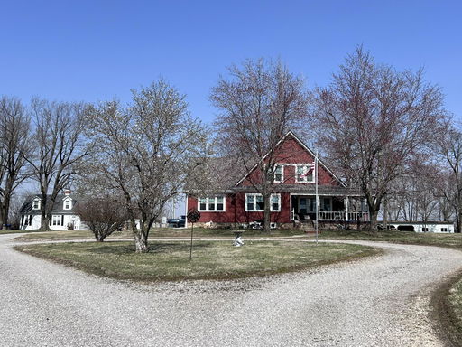 listing main photo