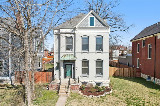 listing main photo
