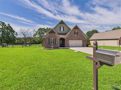 listing main photo