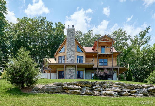 listing main photo