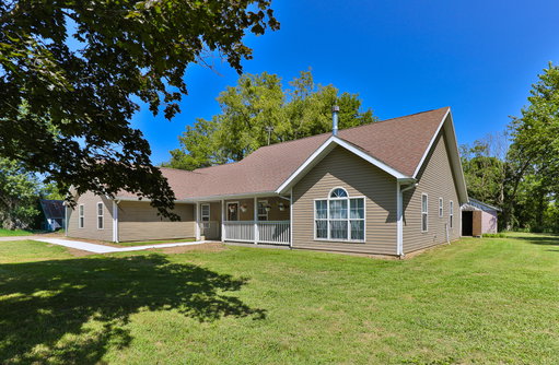 listing main photo