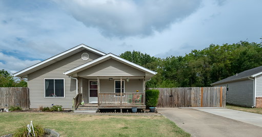 listing main photo