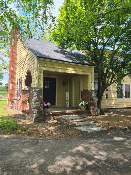 listing main photo