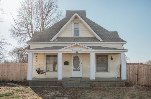 listing main photo