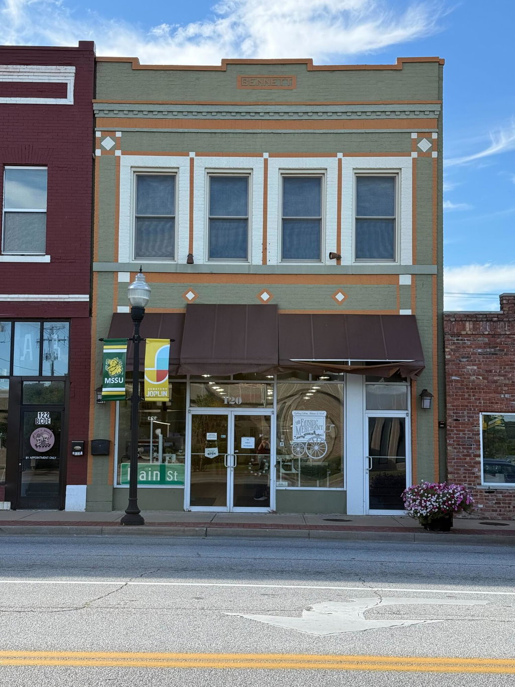 120 S Main St, Joplin, MO 64801