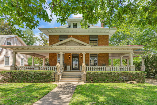 listing main photo