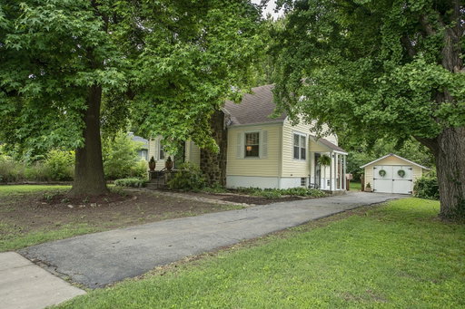 listing main photo