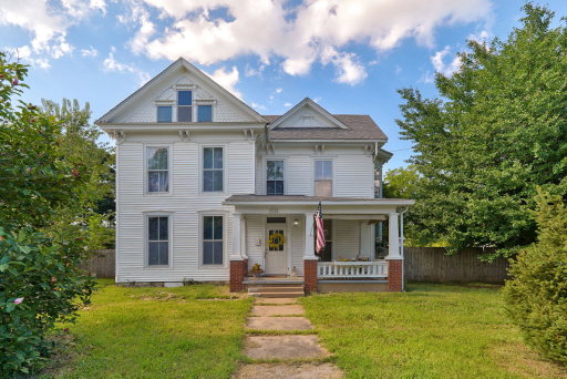 listing main photo