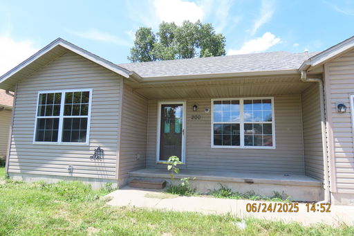 listing main photo