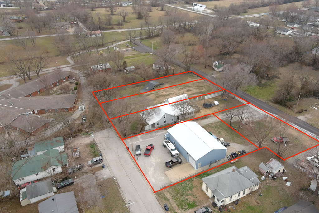 615 W Benton St, Buffalo, MO 65622