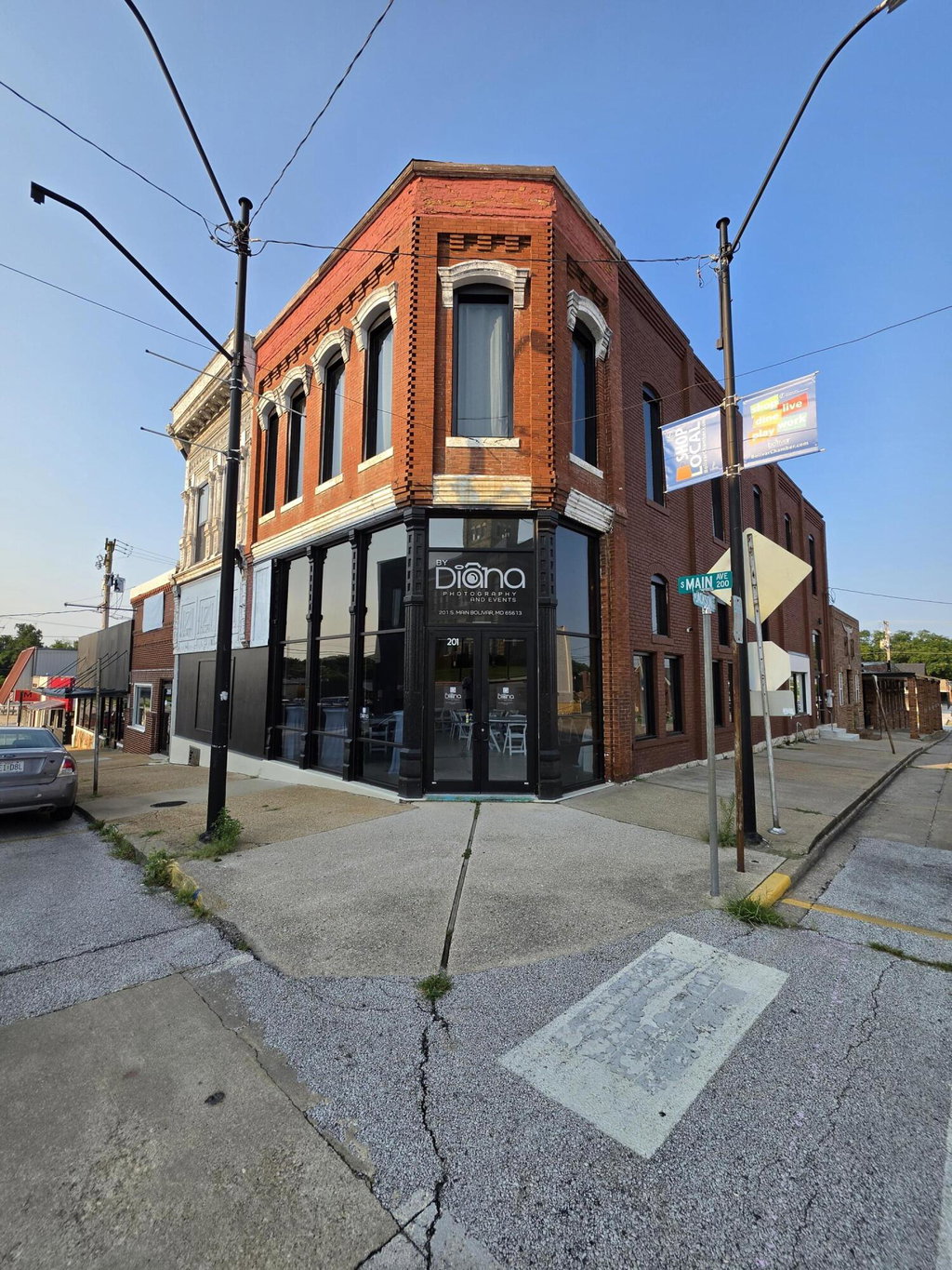 201 S Main Ave, Bolivar, MO 65613