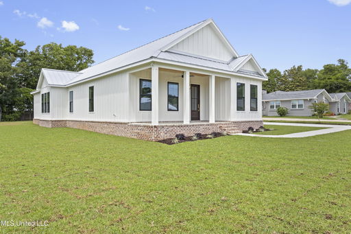 listing main photo