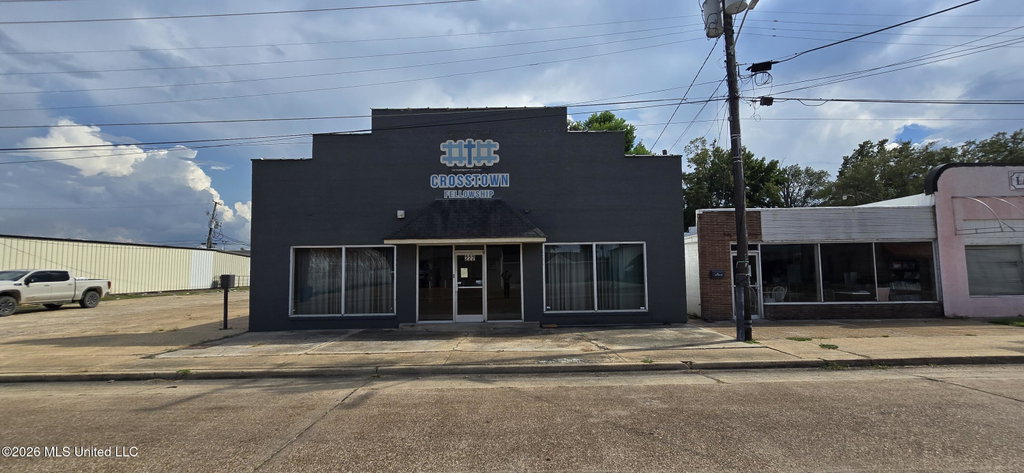222 North St, Cleveland, MS 38732