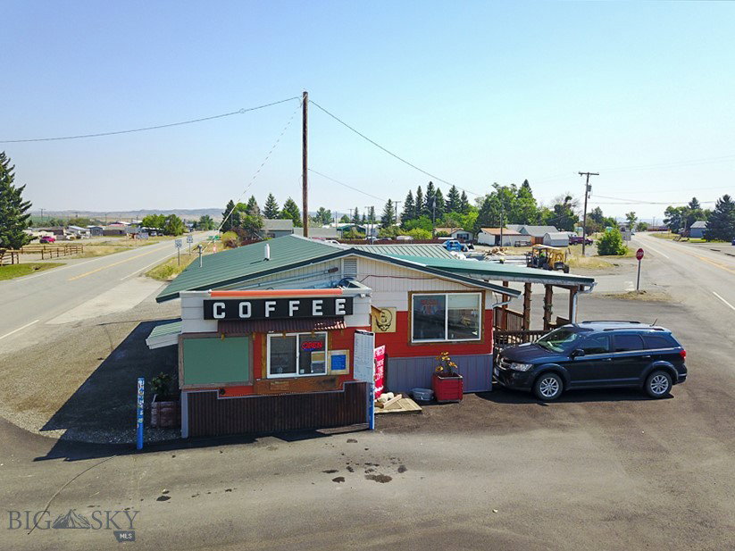 153 Big Timber Loop Rd, Big Timber, MT 59011