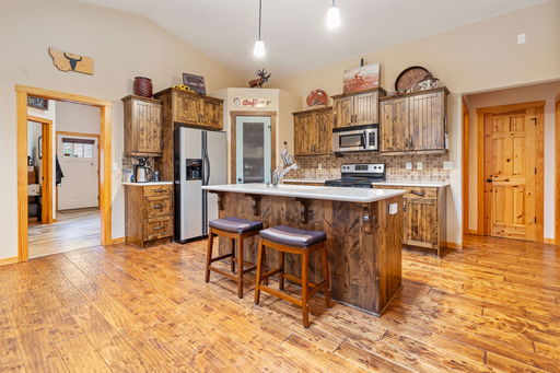 listing main photo
