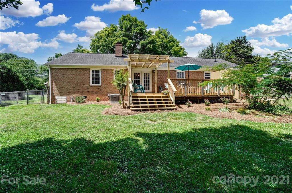 13665 Idlewild Rd, Matthews, NC 28105 Home for Sale