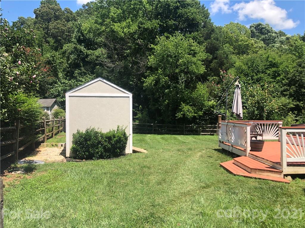 5613 Davis Ridge Dr, Charlotte, NC 28269 Home for Sale