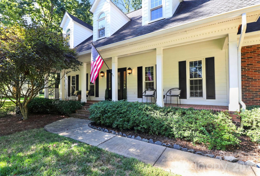Chris Klebba, REALTOR®