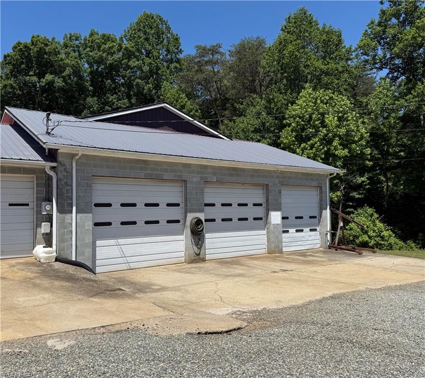 1628 Nc Highway 22 S, Ramseur, NC 27316