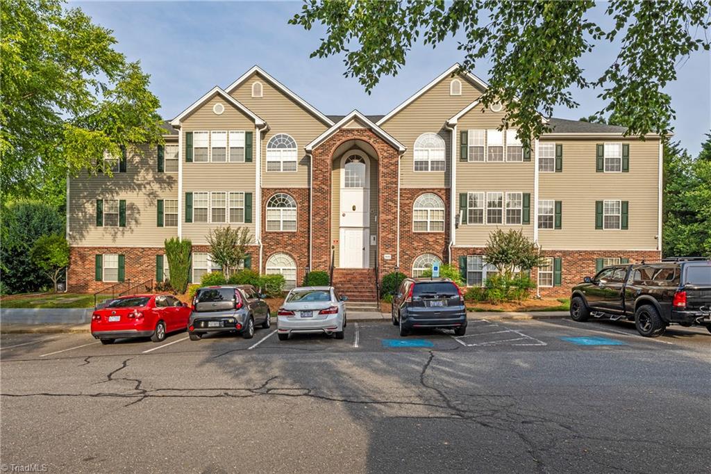 411 Mill Pond Dr, Winston Salem, NC 27106 Home for Sale