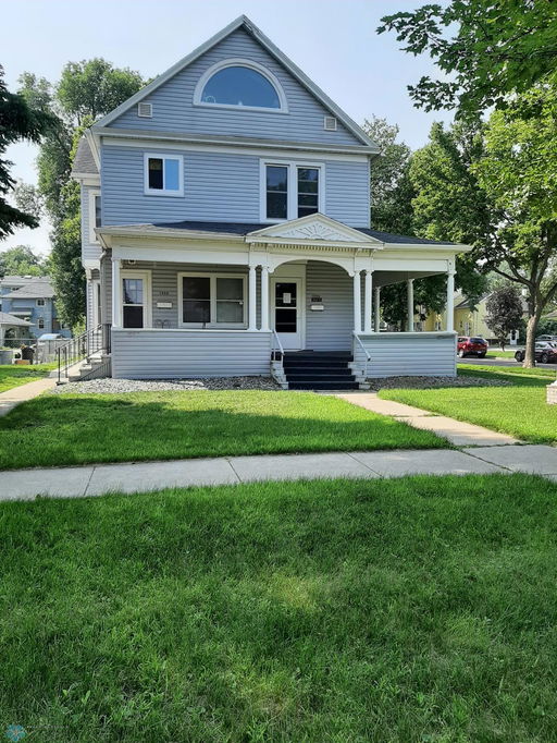 listing main photo