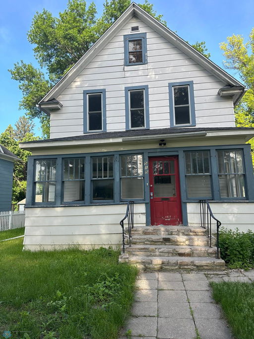 listing main photo
