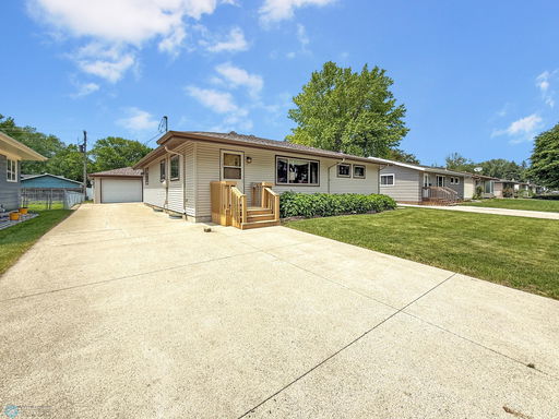 listing main photo